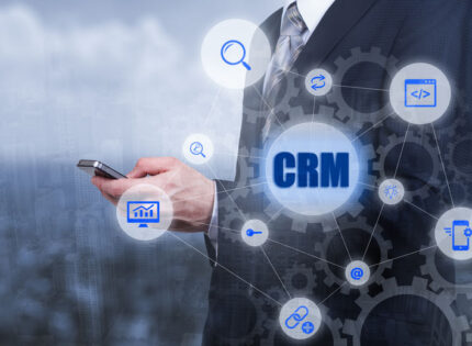 Optimiser votre gestion : Quelles sont les  fonctionnalités indispensables d’un CRM pour les entreprises