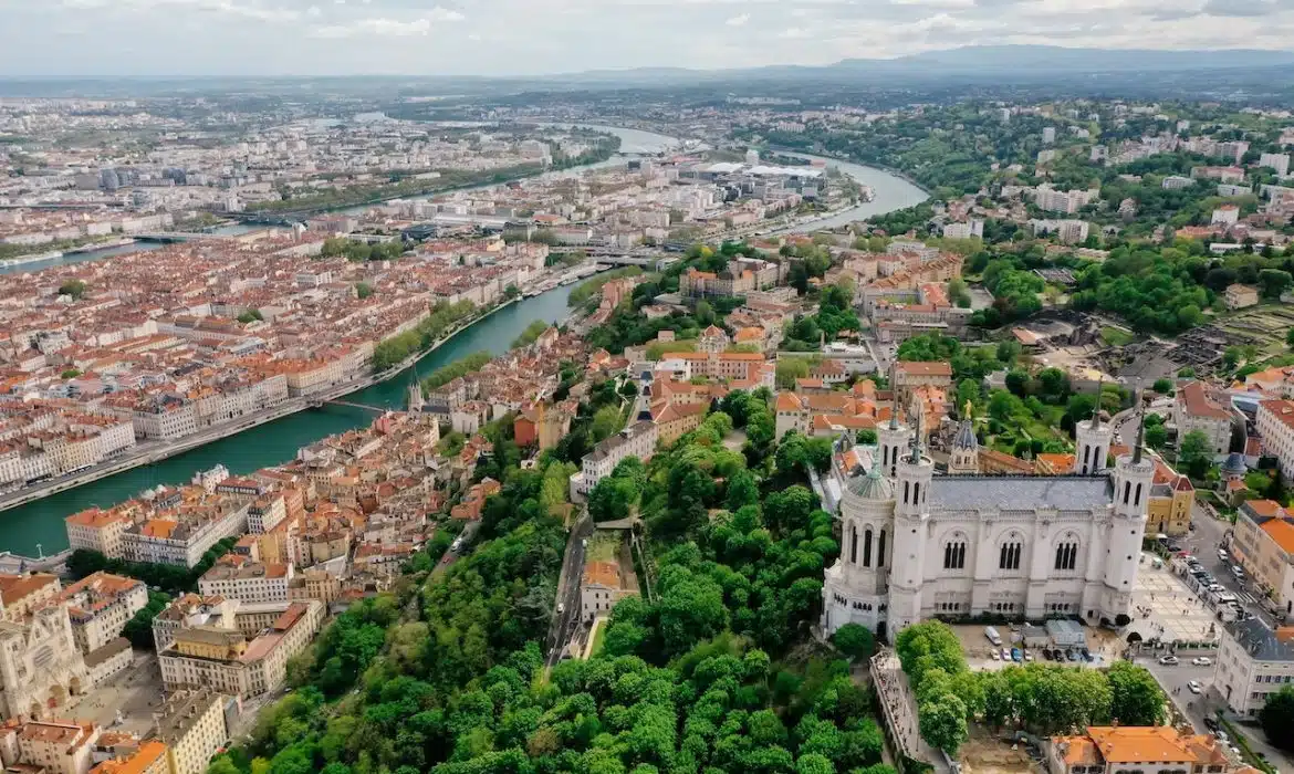 Comment domicilier votre entreprise sur Lyon ?