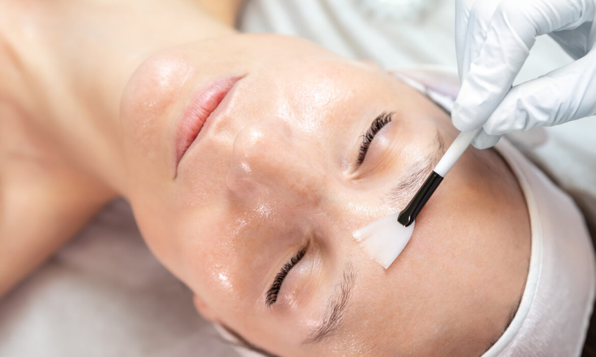 Cosmétique professionnelle : quels critères pour un soin efficace ?