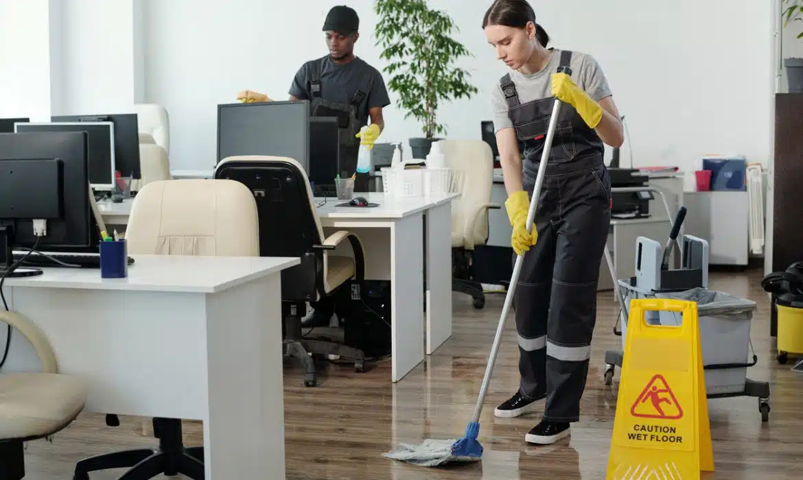À quelle fréquence une société de nettoyage doit-elle intervenir pour vos bureaux ?