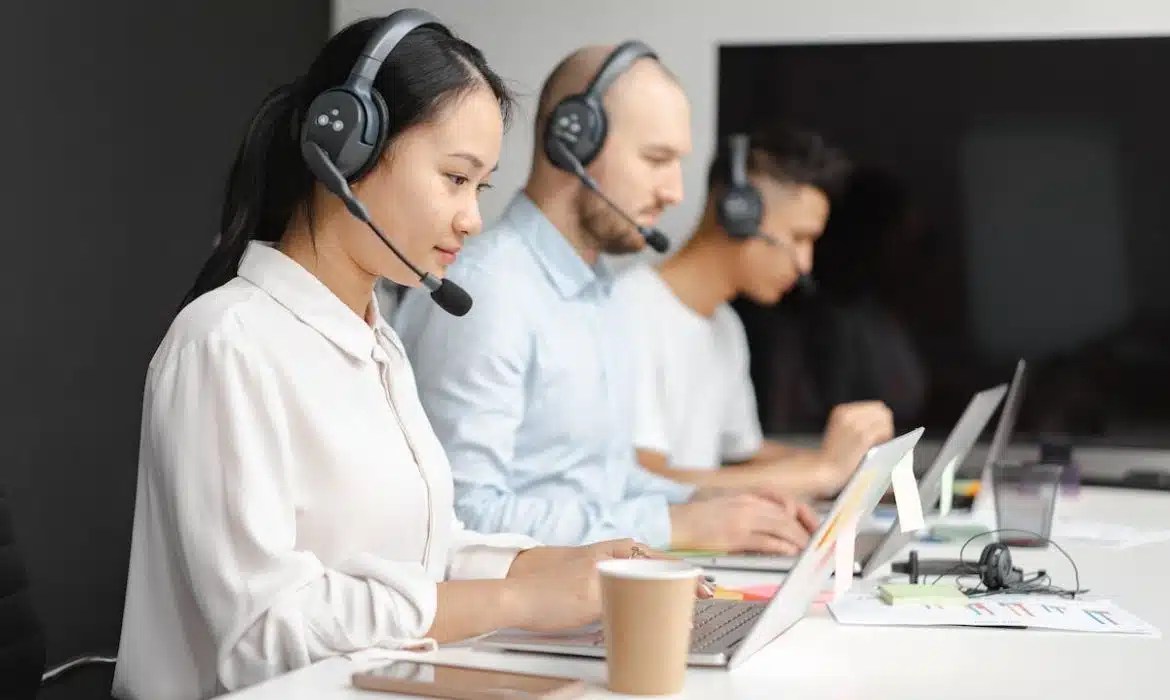 Agent Call Center : Les compétences à développer pour une gestion efficiente des requêtes clients