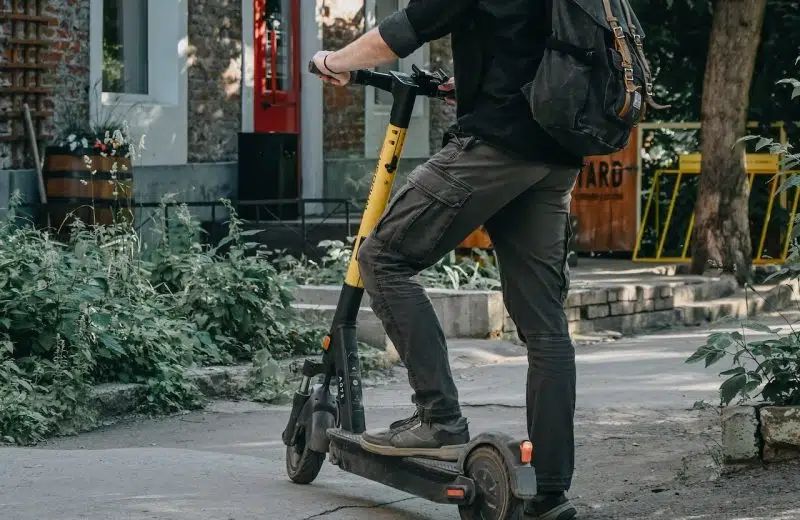 Comment entretenir une trottinette électrique ?