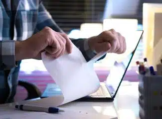 Le délai pour signer un contrat de travail en CDI expliqué en détail