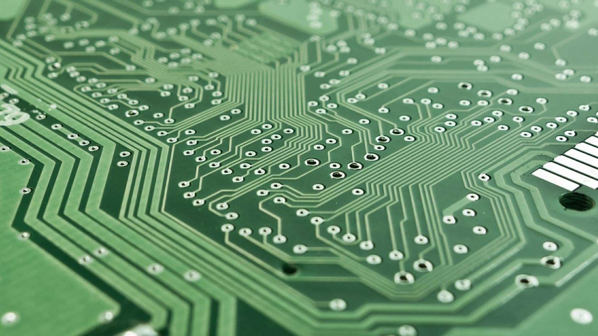 Des boîtiers en PVC pour l’informatique embarquée