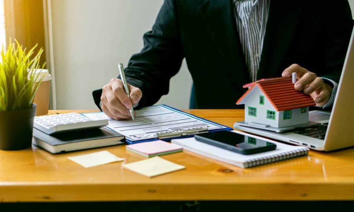 Devenir agent immobilier : les avantages de la franchise