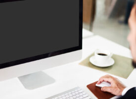 Écran de bureau : quelle taille choisir selon l’usage professionnel ? Conseils pour les entrepreneurs