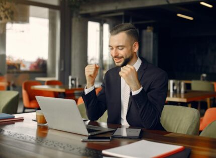 Quelles sont les clés pour maintenir sa motivation dans les moments difficiles de l’entrepreneuriat ?