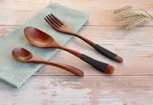 Choisissez une vaisselle jetable écologique et tendance en bois
